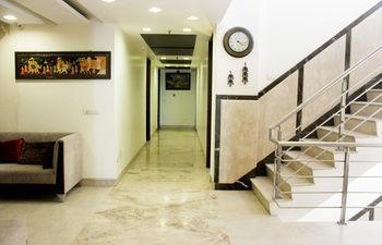 Oyo Premium Rajouri Garden Janta Market Ню Делхи Екстериор снимка